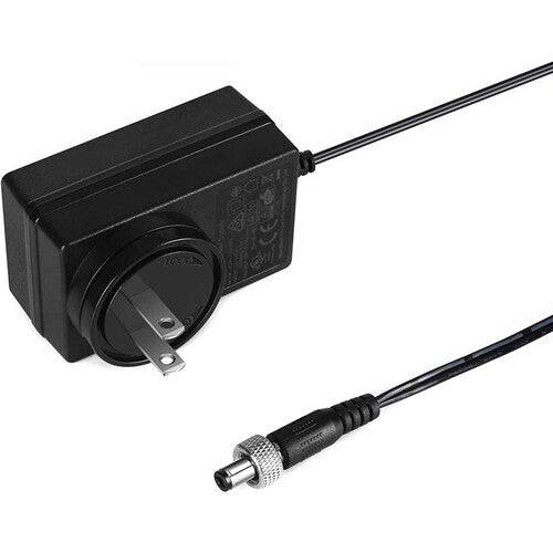 Hollyland Solidcom C1 Pro-8S professional wireless intercom headset for rental, shown with headset and microphone in use. – image 6