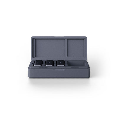 Makie Live Bundle with a Gray case with three cameras inside on a white background